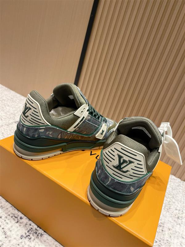 20251128154047101 390